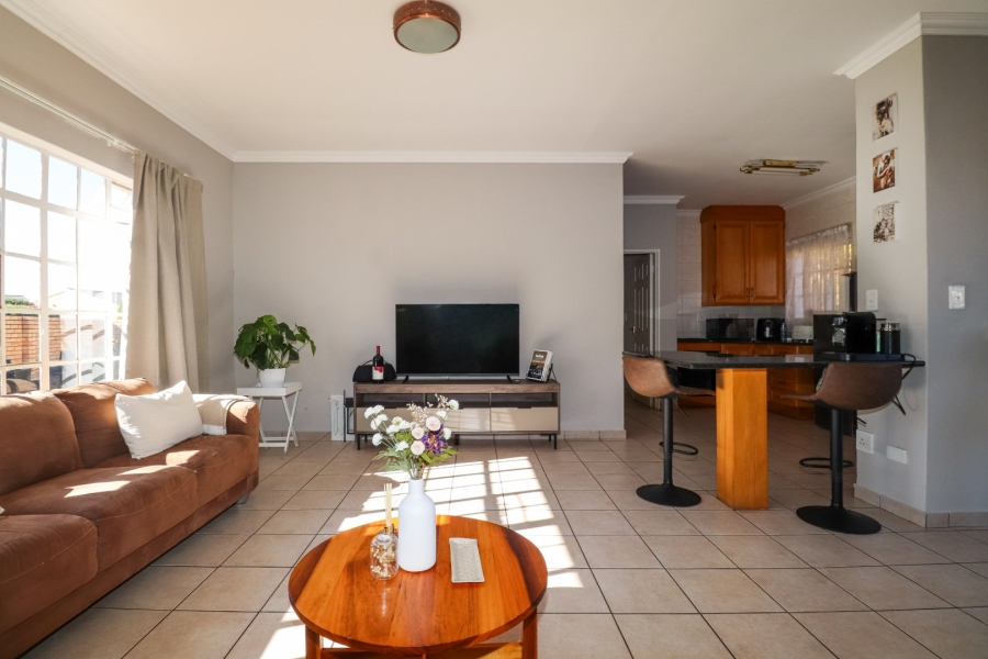 2 Bedroom Property for Sale in Flamwood North West